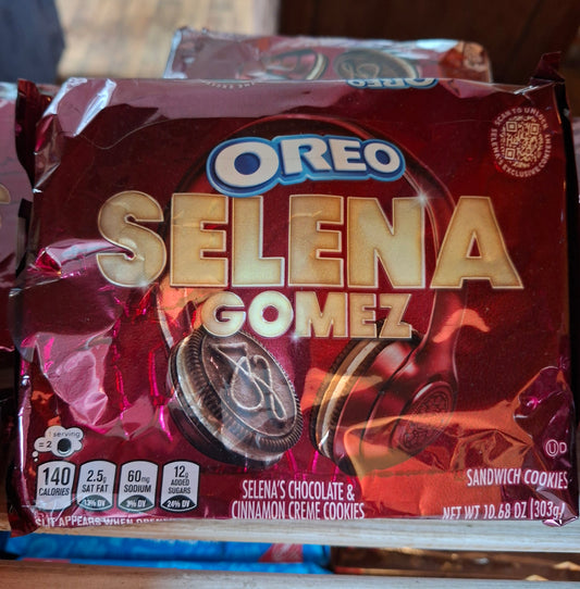 Oreo Cookies Selena Gomez